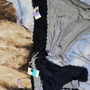 George Black and Gray Lace Panties Set
